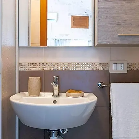 La Finestra Sui Giardini Alojamento de Acomodação e Pequeno-almoço 4*