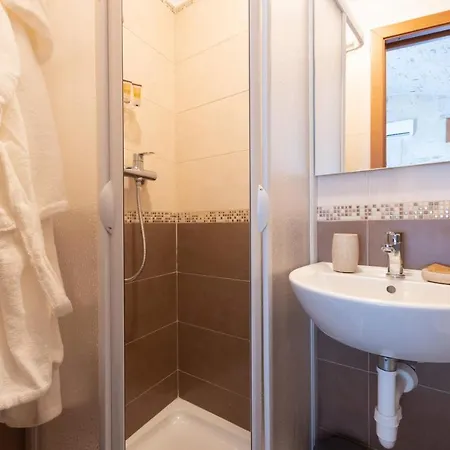 La Finestra Sui Giardini Bed & Breakfast 4*